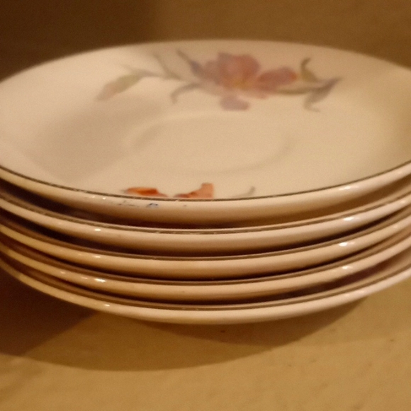 Vintage Universal Cambridge Iris Saucer Bundle - 11 - 5.75"  Saucer Plates - Picture 5 of 11